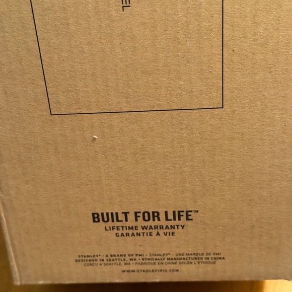 Stanley 40oz New in Box - Picture 2 of 9
